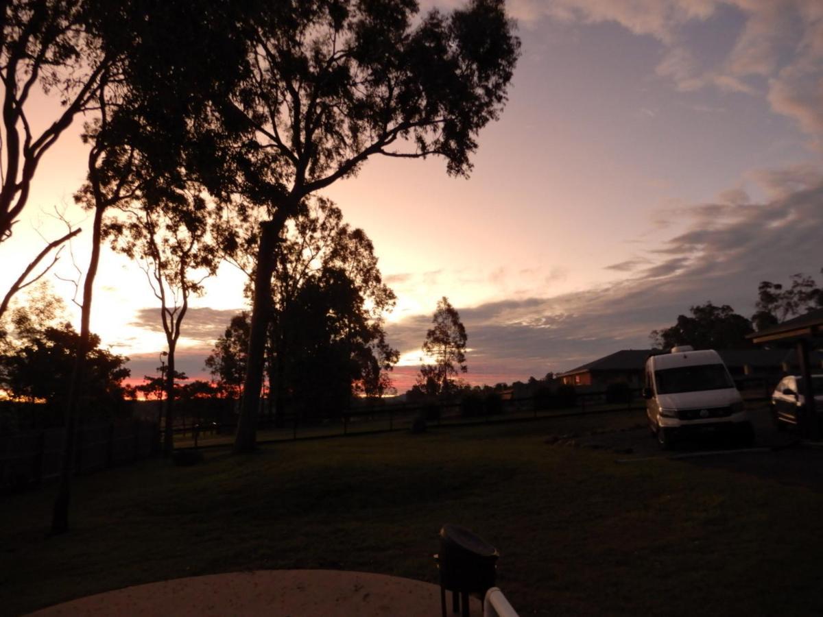 Scenic Sunsets@Tamborine Hotel Exterior photo